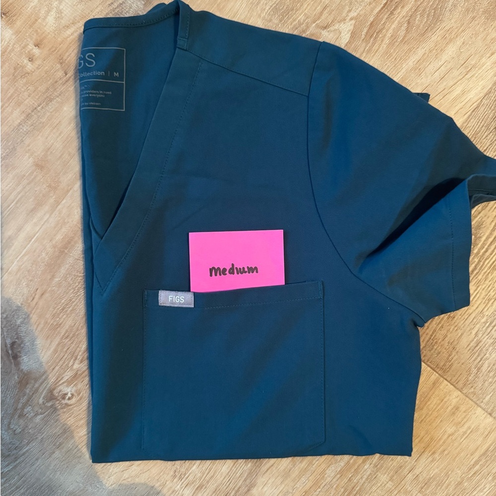 Figs Caribbean blue top